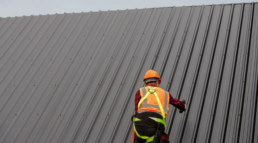 Expert flood damage restoration services in Paragon, IN